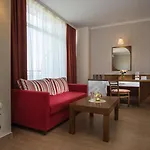 Miramar Hotel 4*