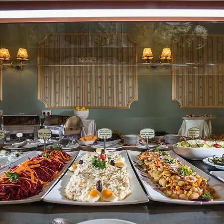 Miramar - Half Board Hotel 4*