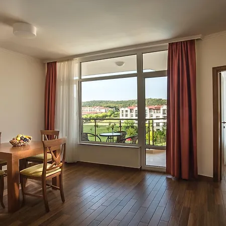 Miramar 4*