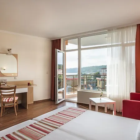Miramar Hotel